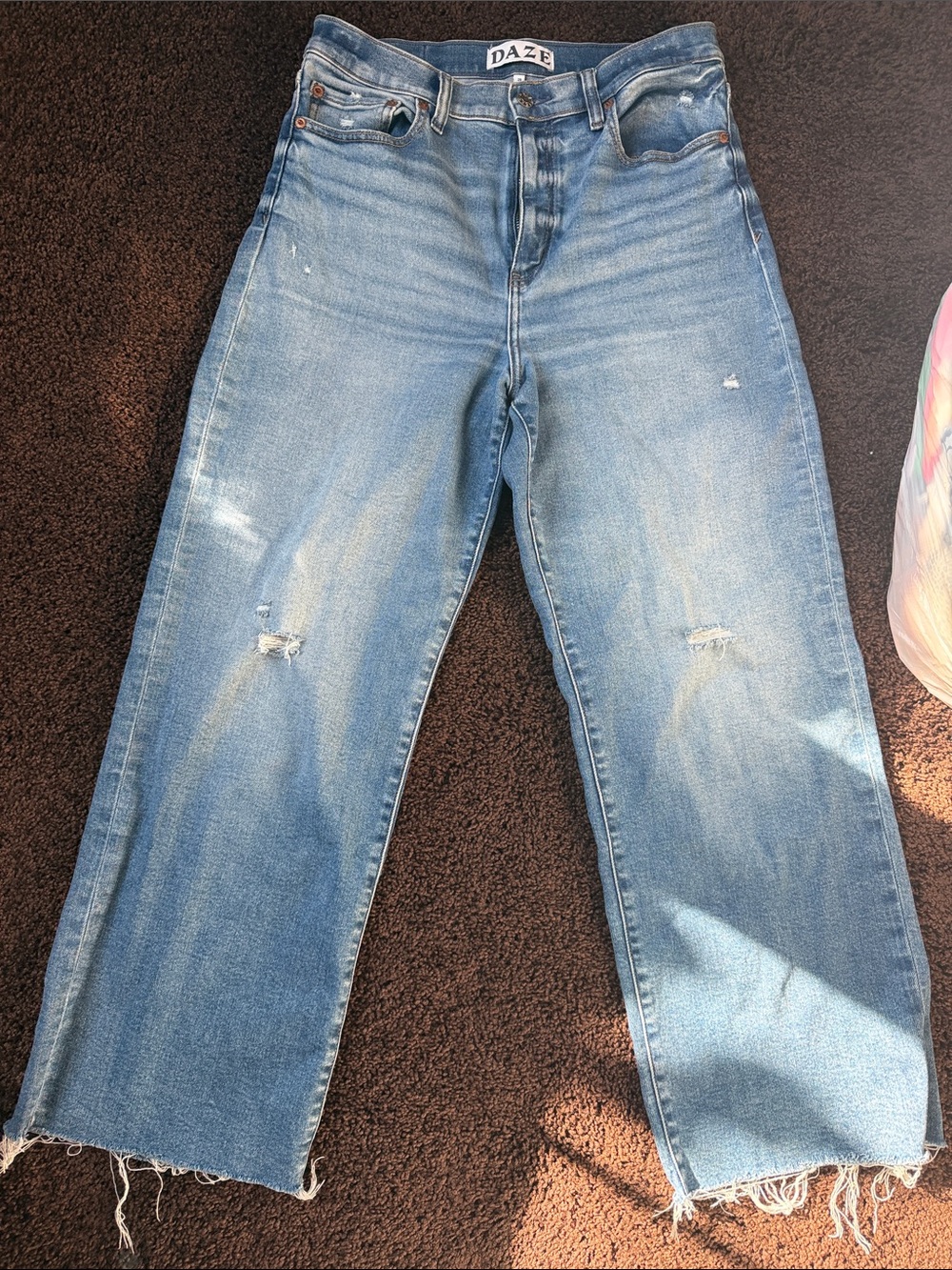 Daze Women's Light Blue Straight-Leg Distressed Jeans
